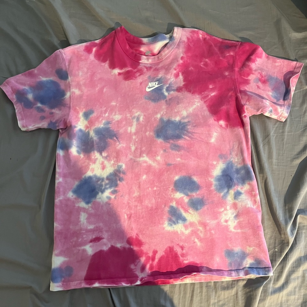 Nike Men’s Tie-Dye T-Shirt - Red, Pink and Blue